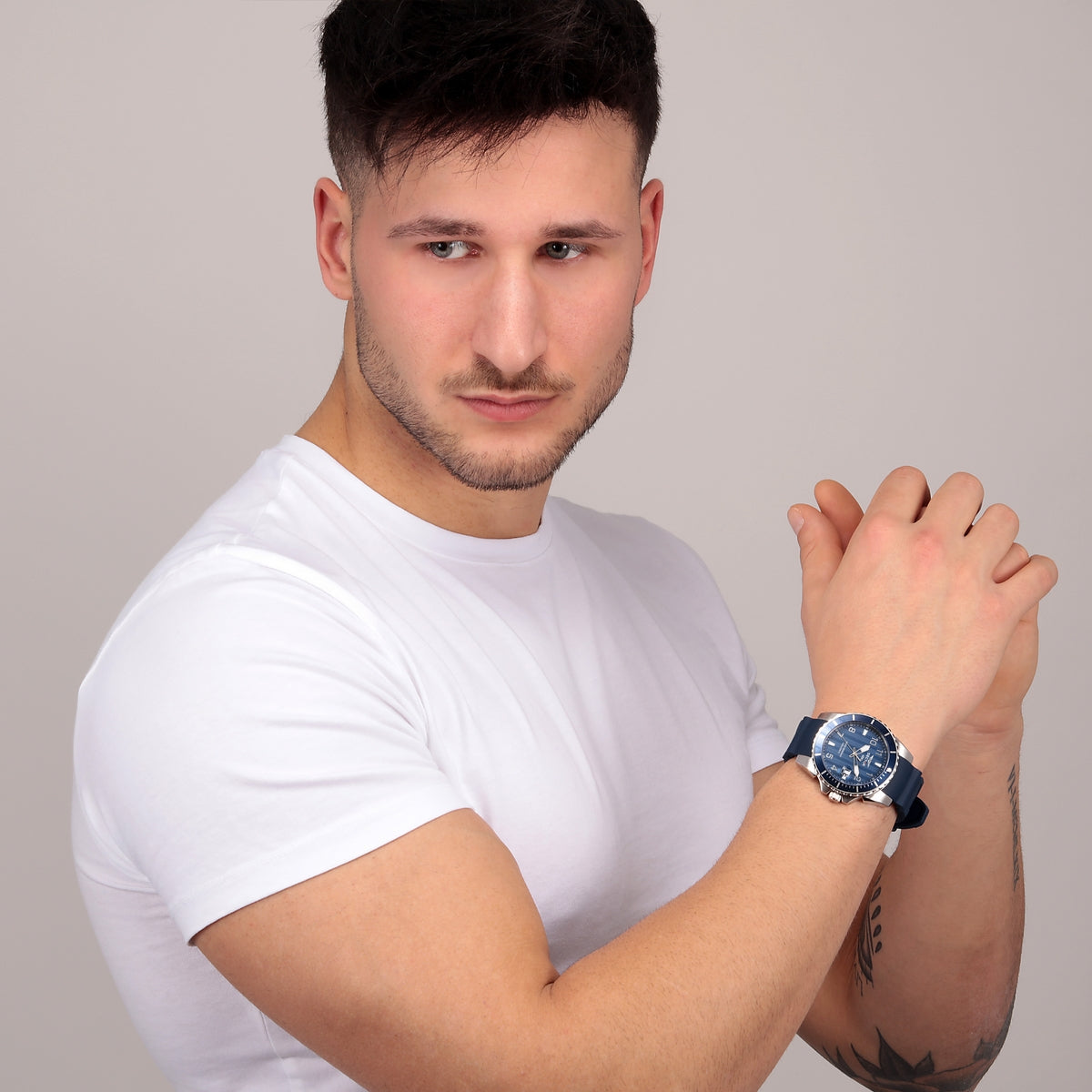 sector 450 41mm 3 hand blue dial blue silicone strap watch