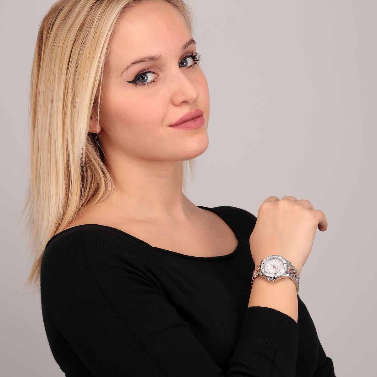 sector 230 32mm 3 hand white dial bracelet +rg watch