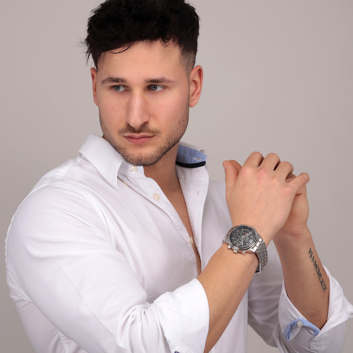 sector 670 45mm multi dial black dial bracelet watch