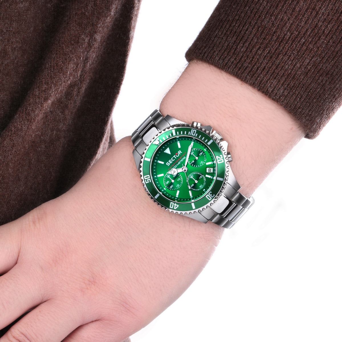 sector 230 43mm chronograph green dial bracelet watch