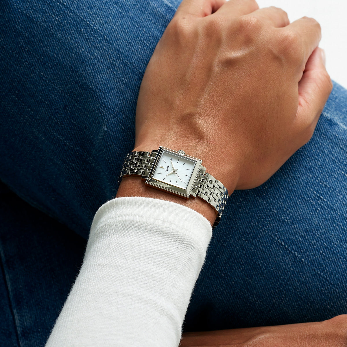 lorus quartz ladies stainless steel white mop dial bracelet watch