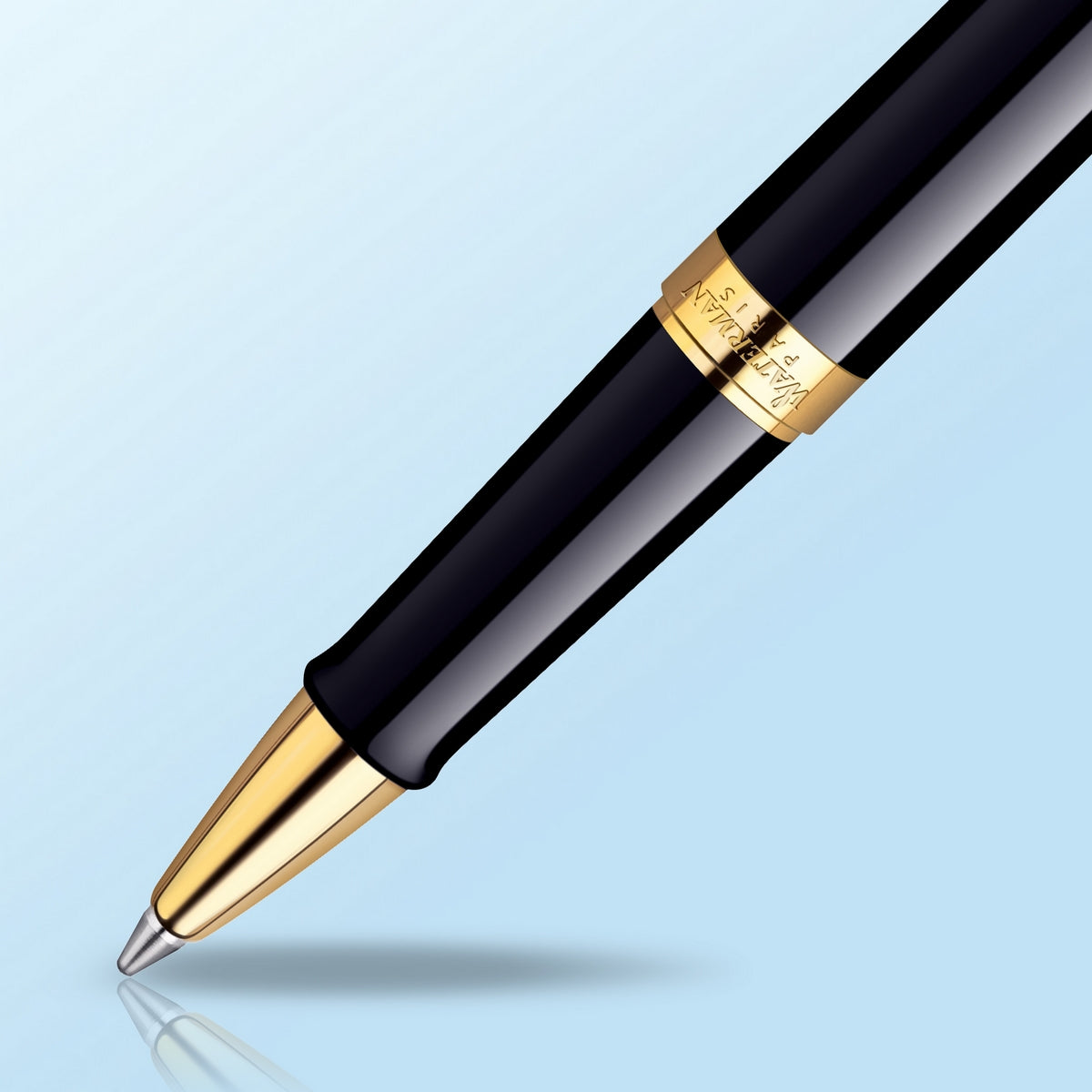 waterman - h�misph�re- roller ball black lacquer with gold trim