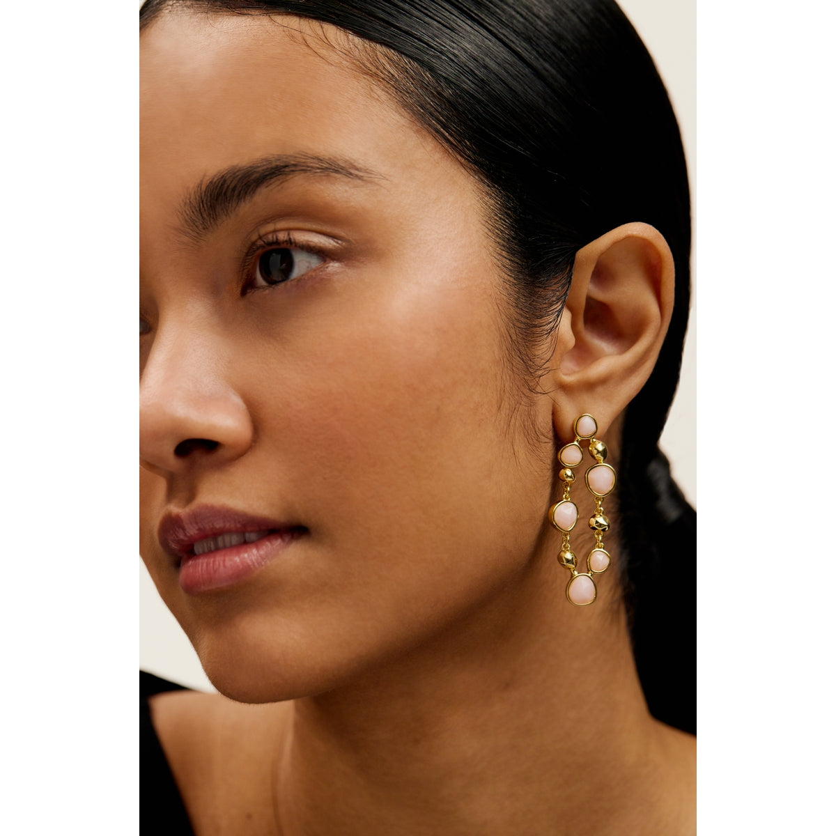 ted baker perial: pebble stone statement drop earrings gold tone, pink