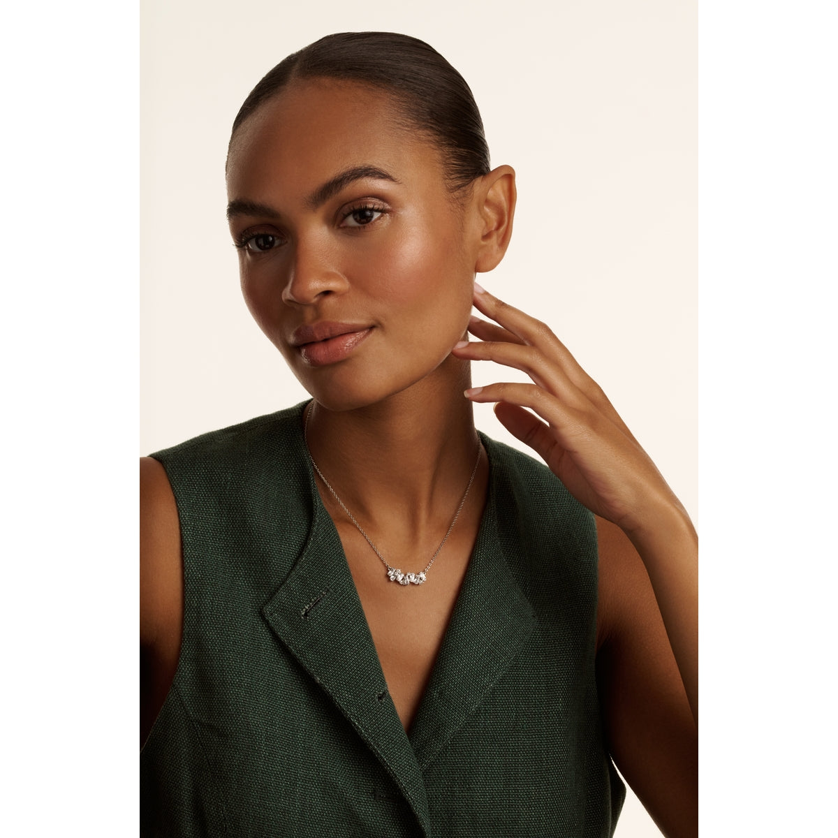 ted baker clarita: crystal cluster pendant necklace silver tone