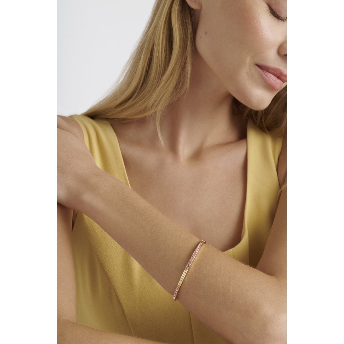 ted baker claudia: narrow crystal hinged bangle bracelet�