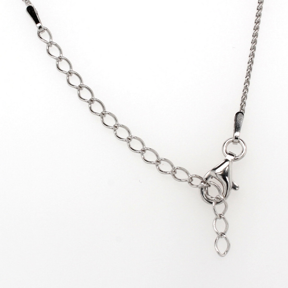 silver disc pendant 15mm diameter on 40cm chain� a