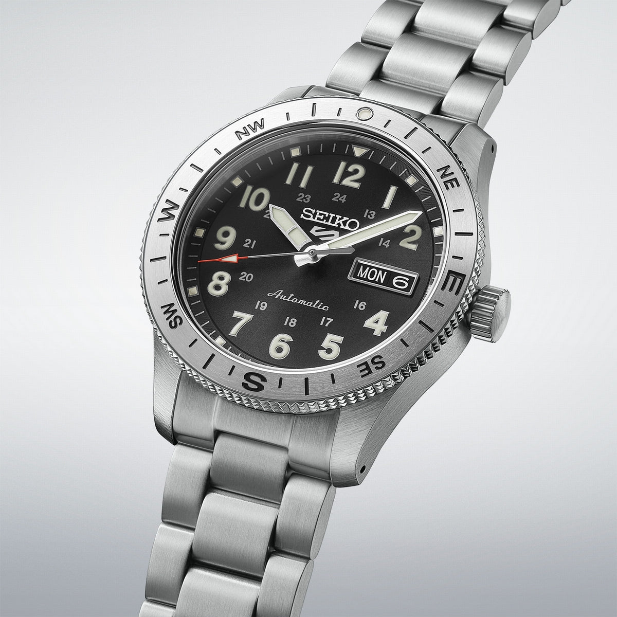 seiko 5 sports field in camo black