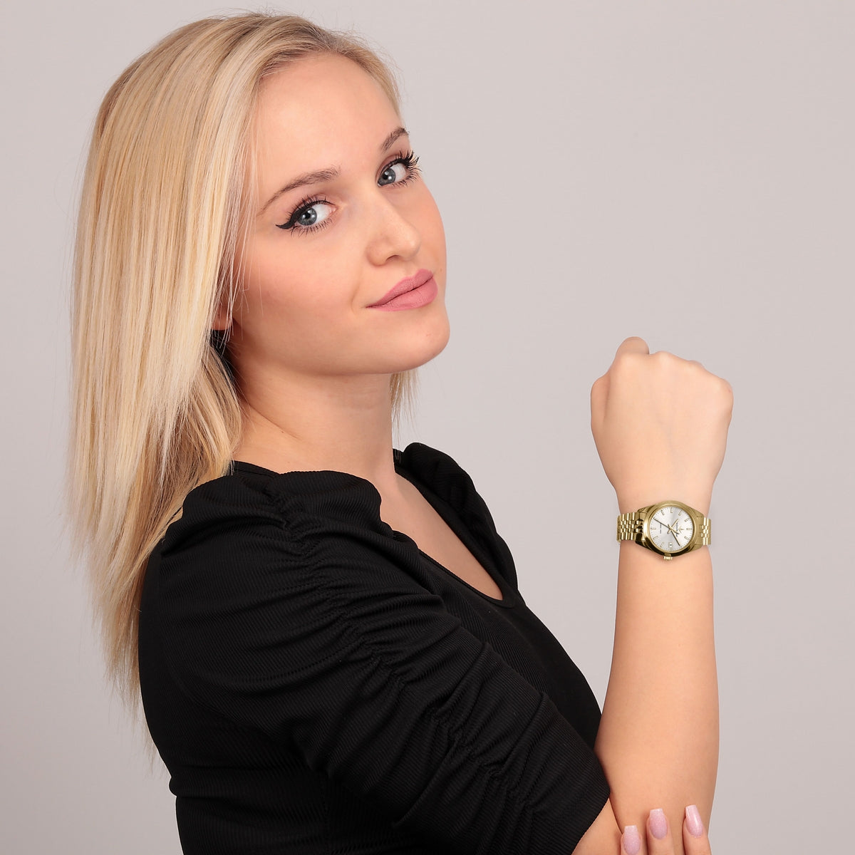lucien rochat ladies quartz gold plated silver dial bracelet watch