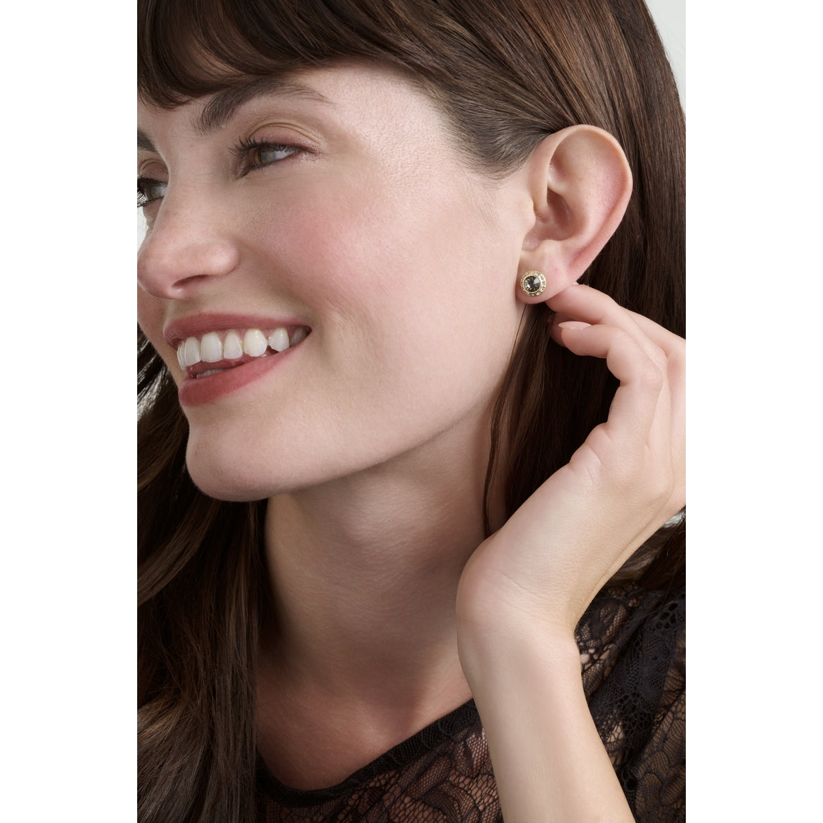 ted baker soletia: solitaire sparkle crystal stud earrings gold tone black dianond crystal