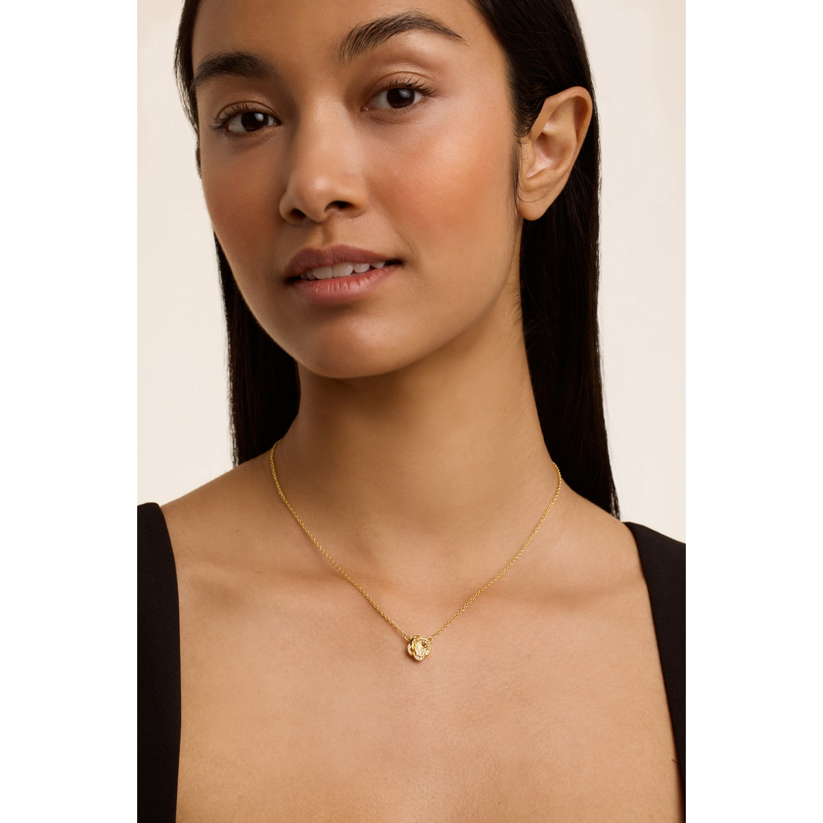 ted baker florita: crystal flower pendant necklace gold tone, clear crystal